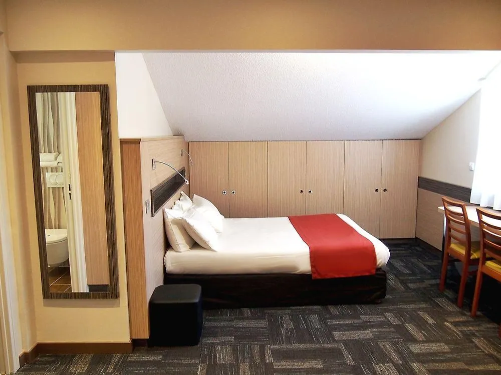 ***  Greet Hotel Marseille Provence Aeroport Vitrolles  France